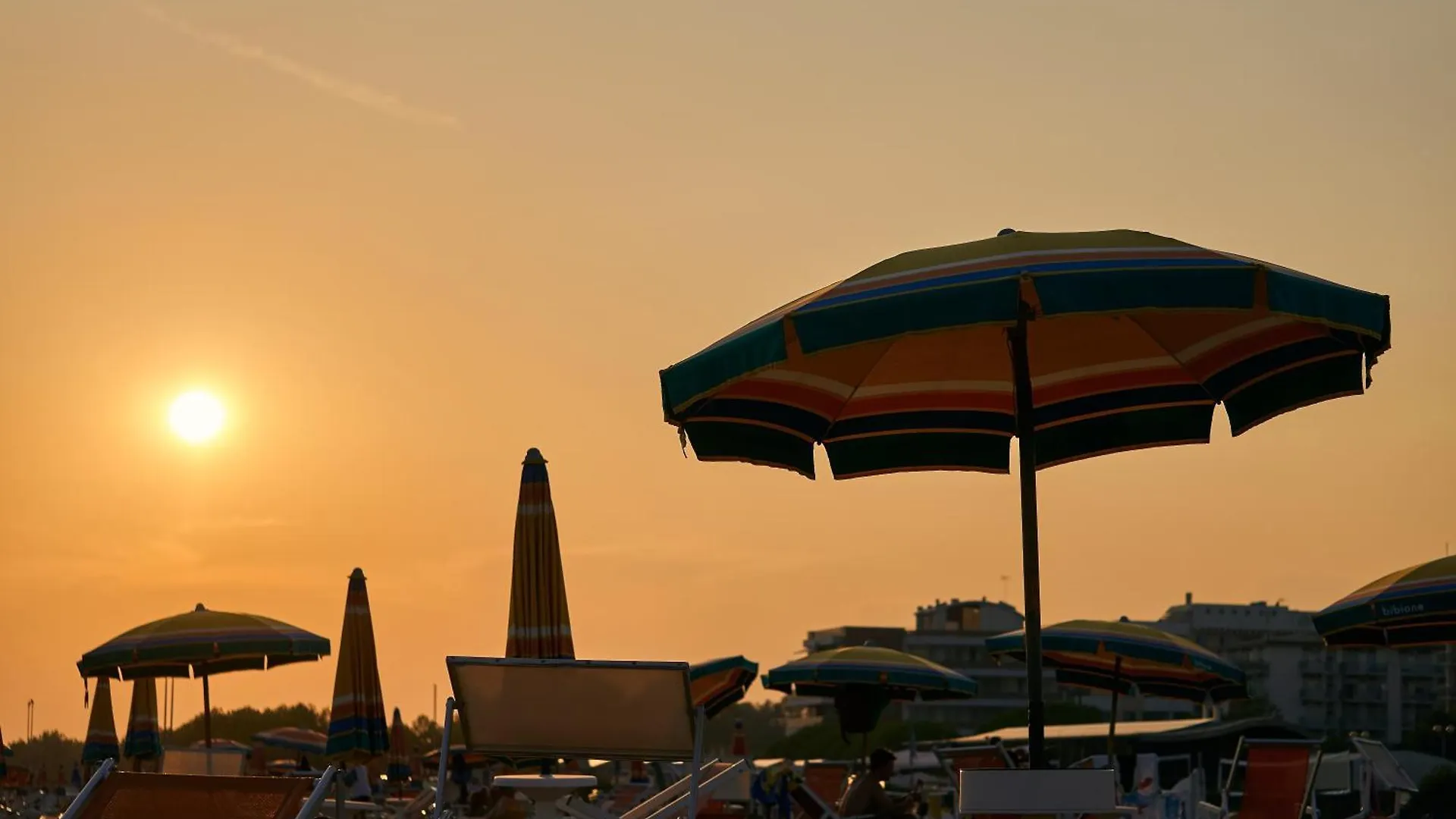 Apartment Beachfront Luminous Flat In Bibione - Beahost Italy
